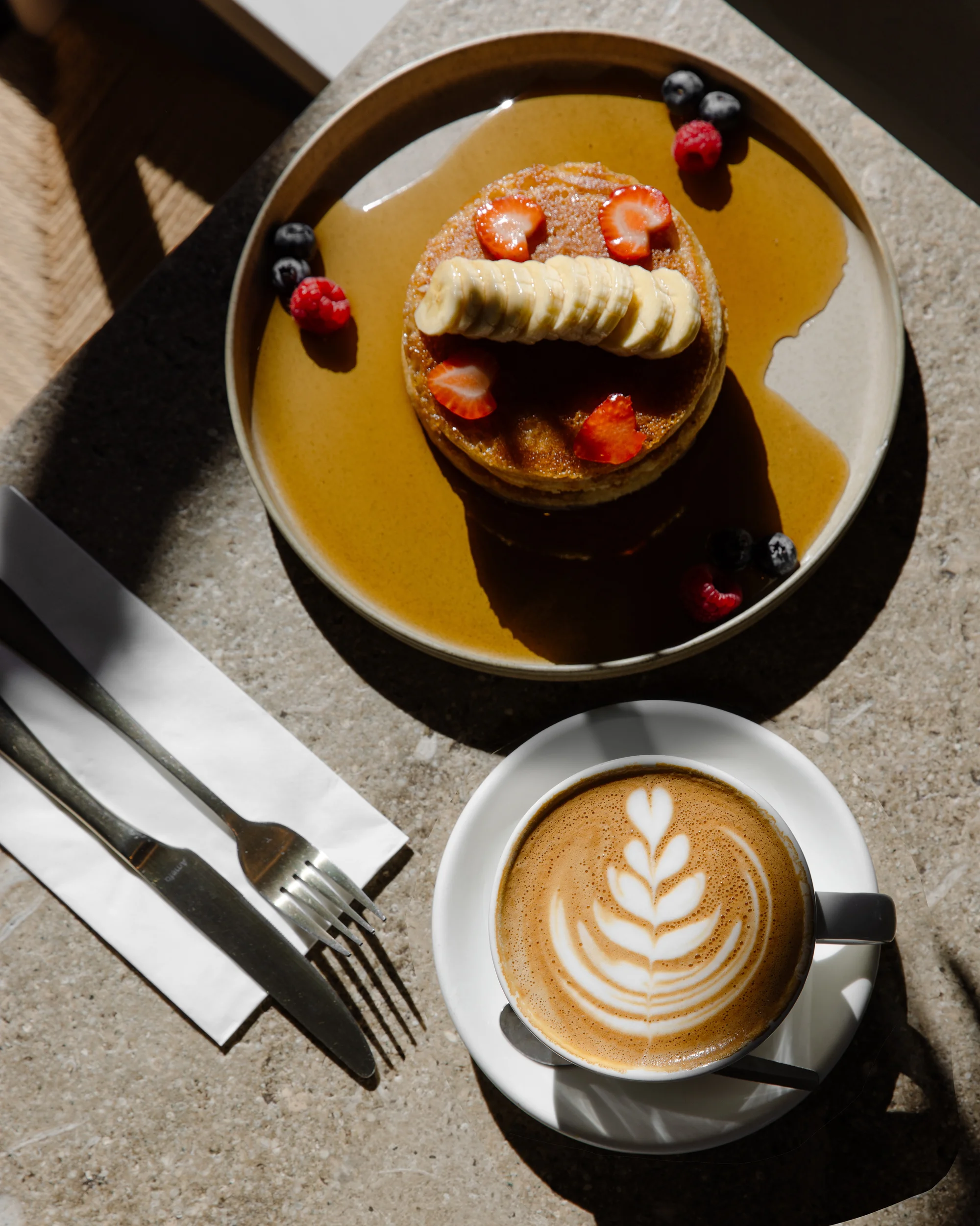 LOCALS cafe food photography for social media